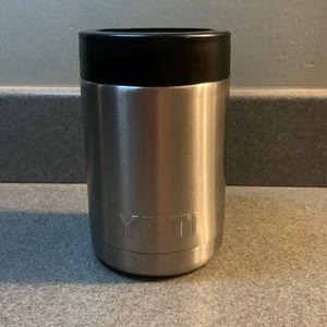 YETI Rambler Colster